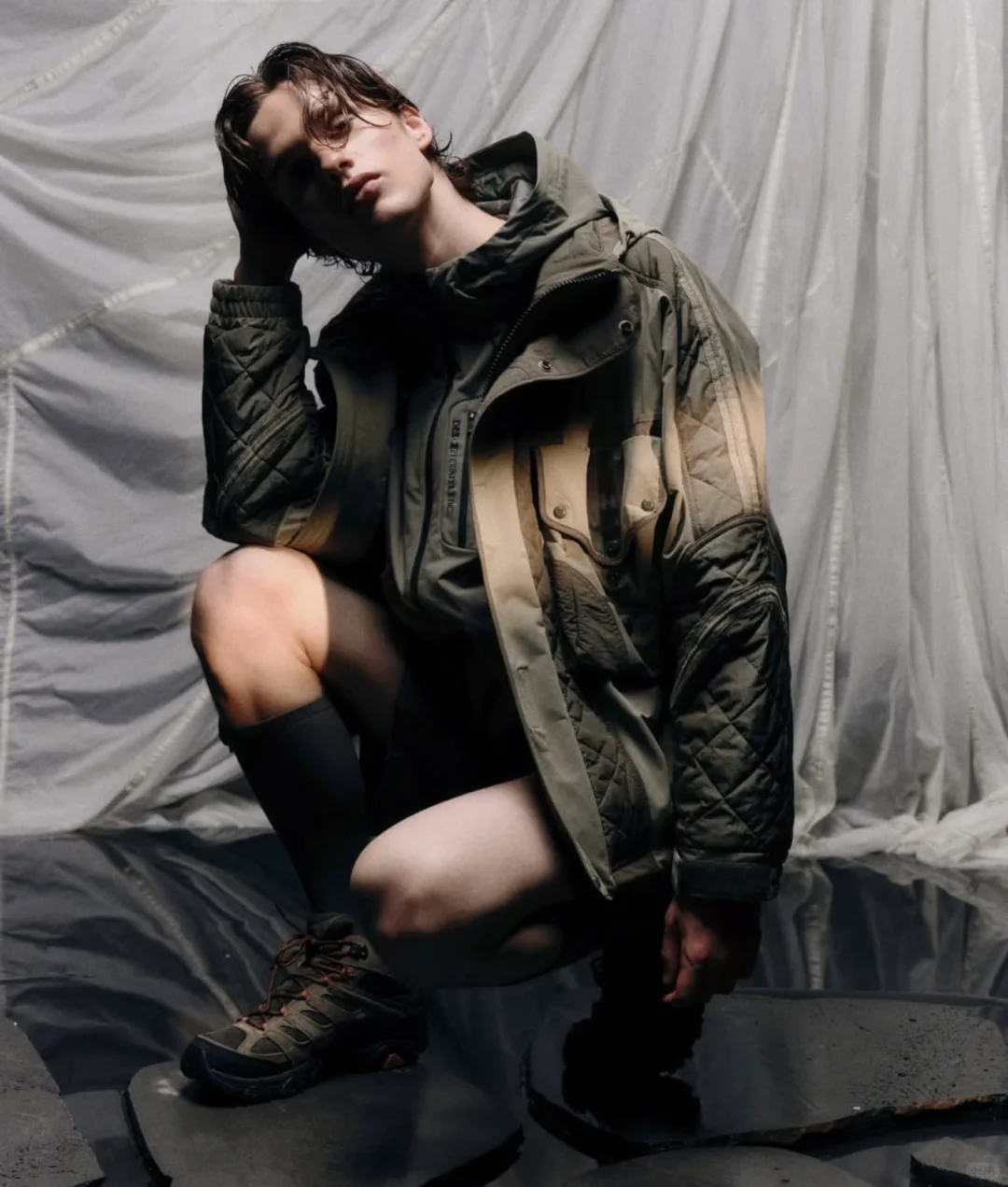 EASTLOGUE X DESCENTE合作系列穿搭LOOK