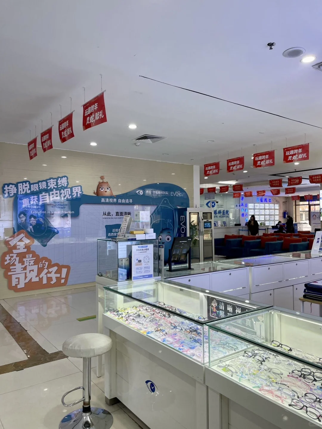 10岁娃两年近视涨100度，在西安验配了OK镜