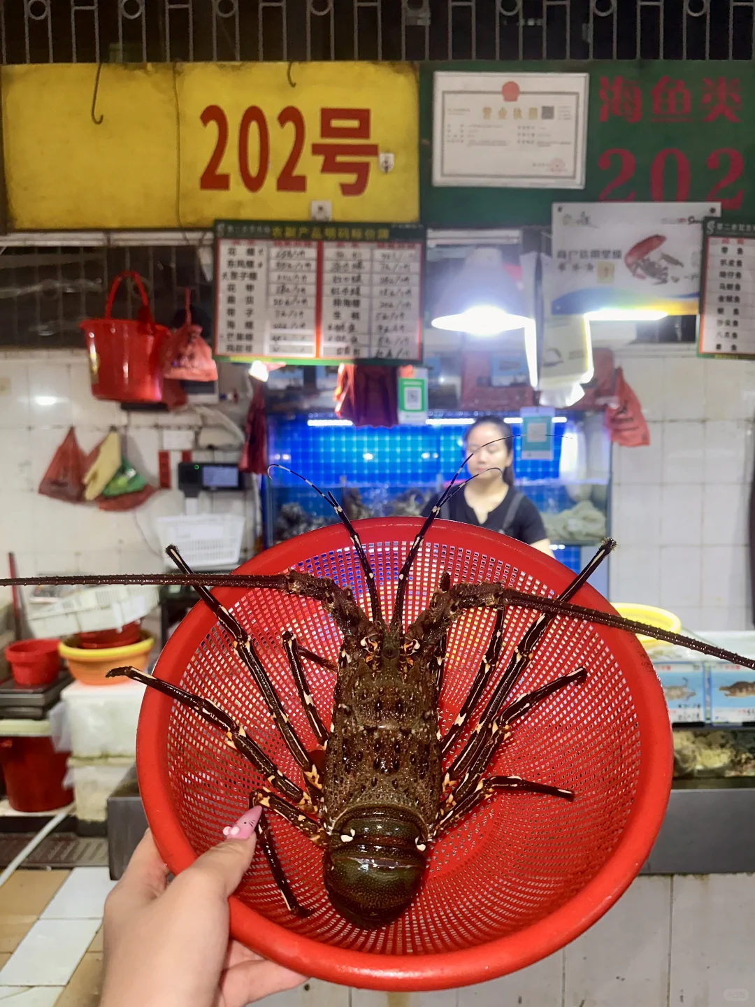 来三亚吃海鲜一定要去当地市场买了加工?