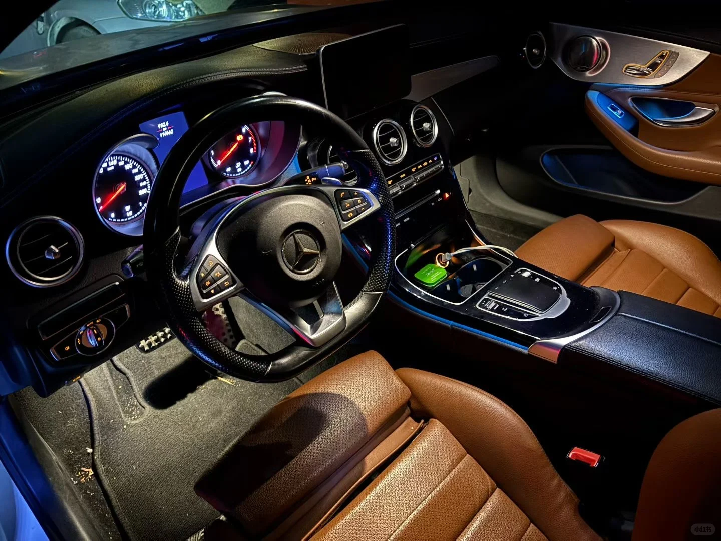 17年奔驰C200 couple