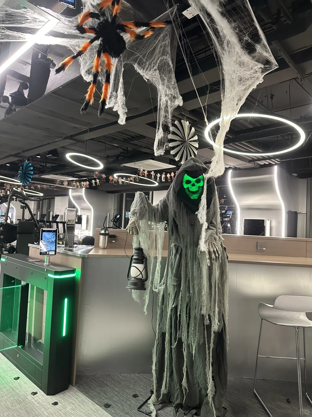 ? 万圣节派对还得看星炼运动!