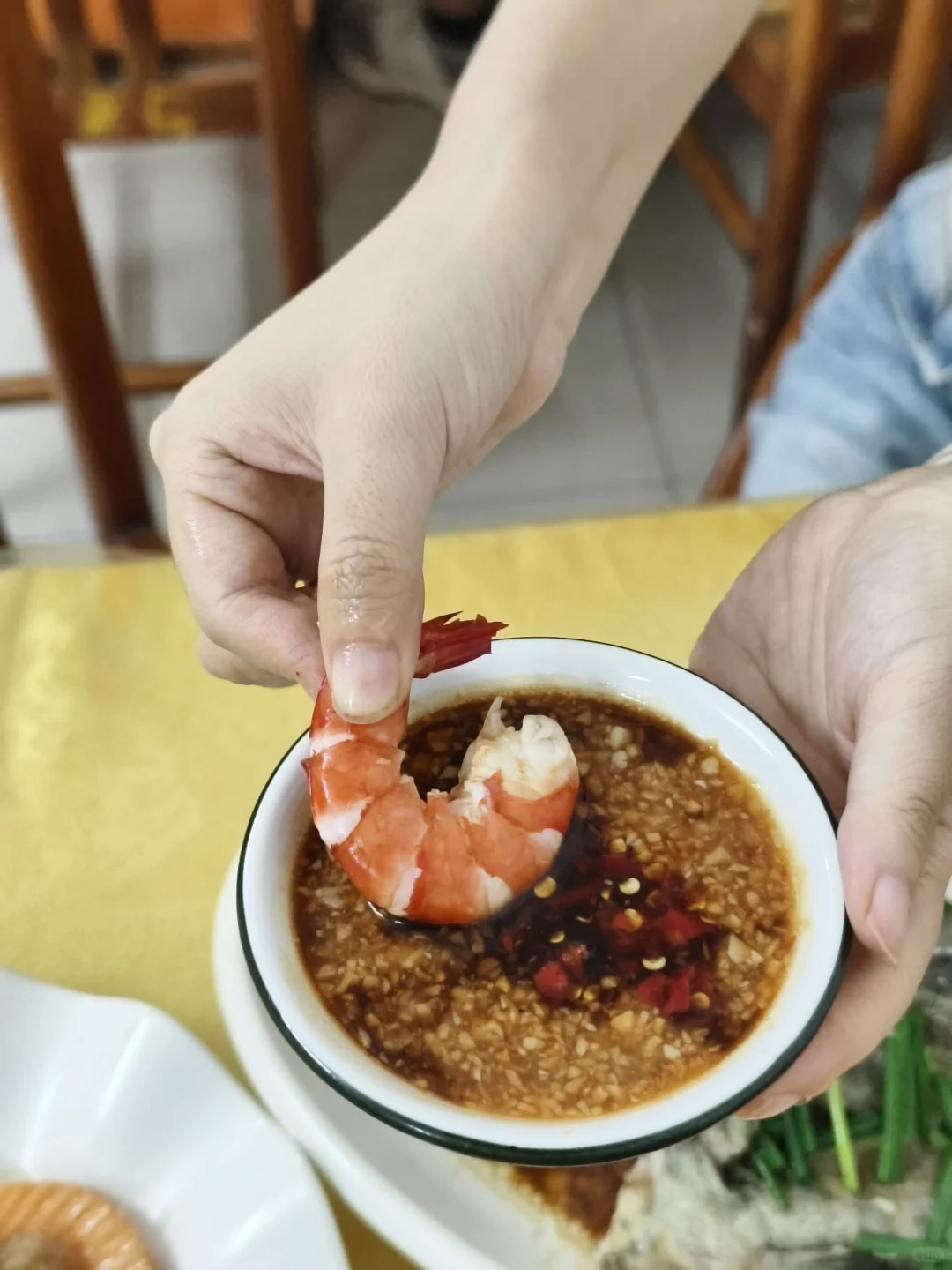 在三亚!跟着本地人这样吃海鲜便宜又新鲜!