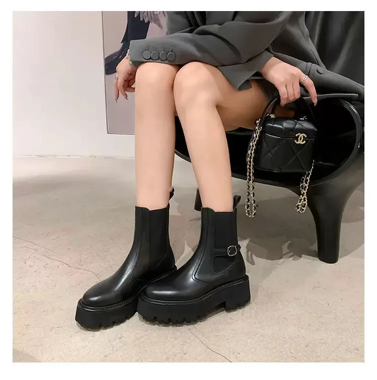 出门穿上靴就不想脱真香??