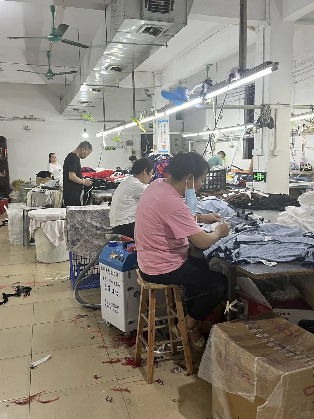 打一件服装样版 需要30天？ 谁受的鸟啊?