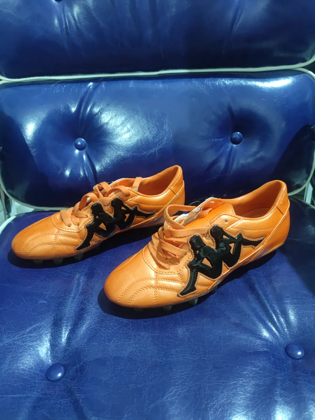 足球鞋收藏 背靠背