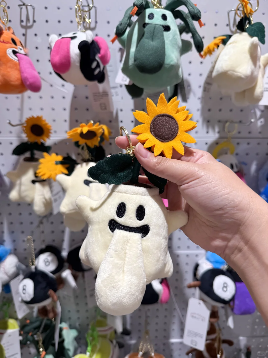 威海巨巨大的服装工厂店！?️好逛啦……