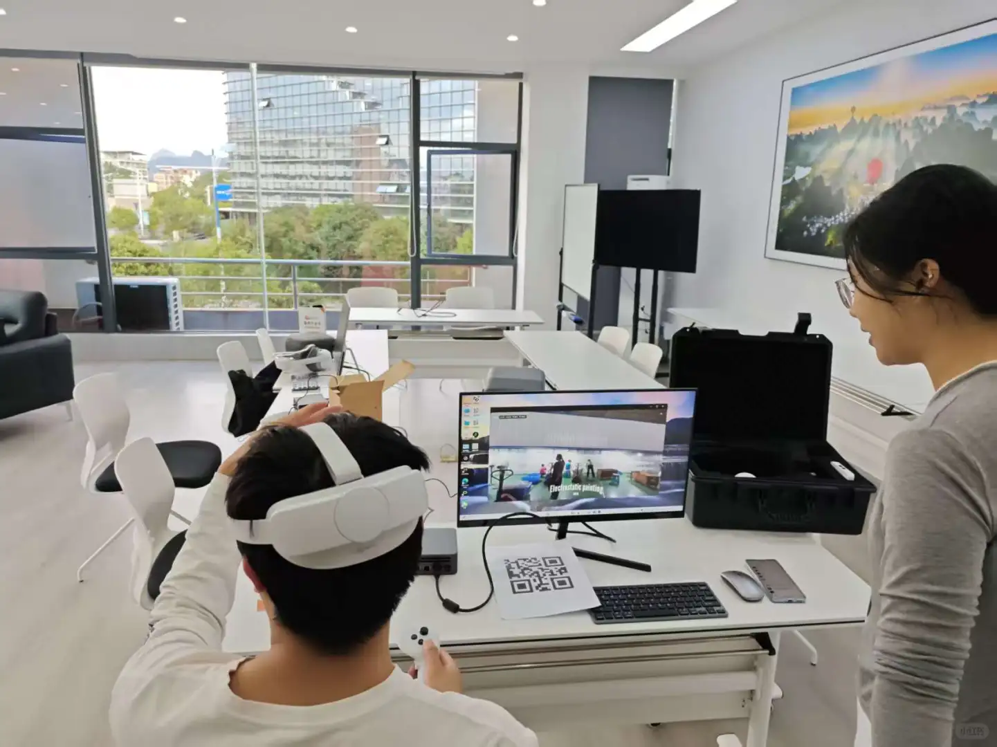 小展位，也能玩出大场面！混合现实MR黑科技