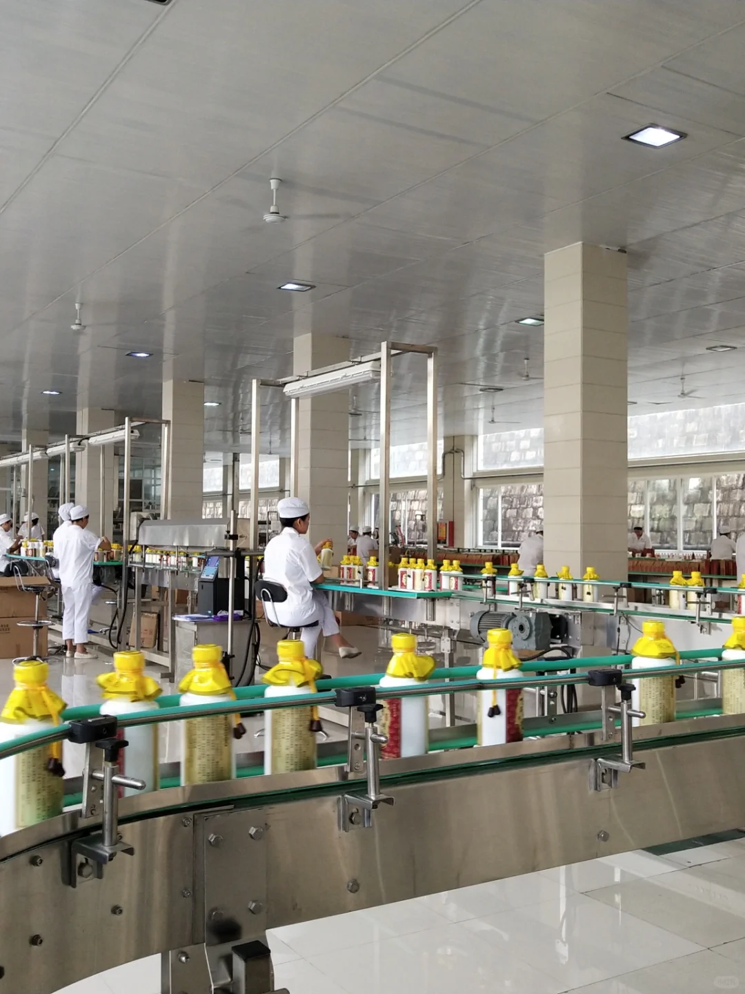 参观百年糊涂酒厂 | 包装车间