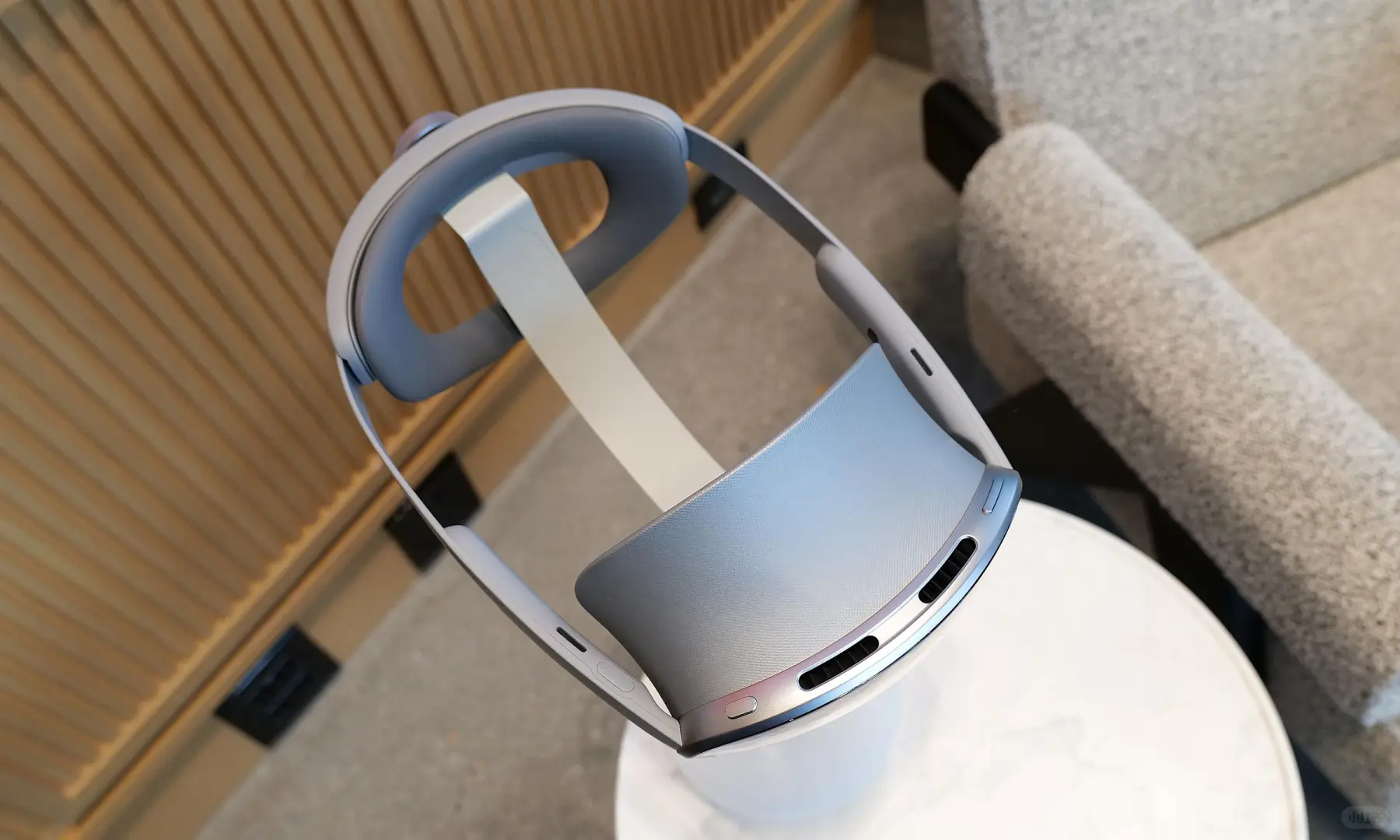 Galaxy XR 上手：半价打疼 Vision Pro ?