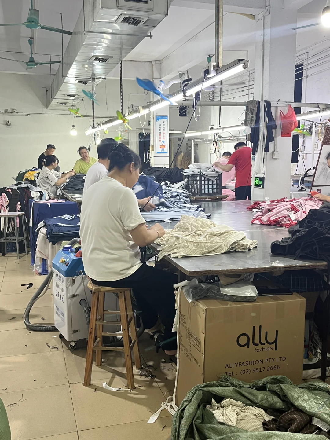 打一件服装样版 需要30天？ 谁受的鸟啊?