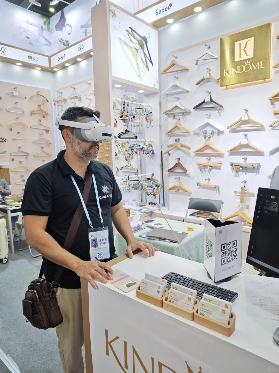 小展位，也能玩出大场面！混合现实MR黑科技