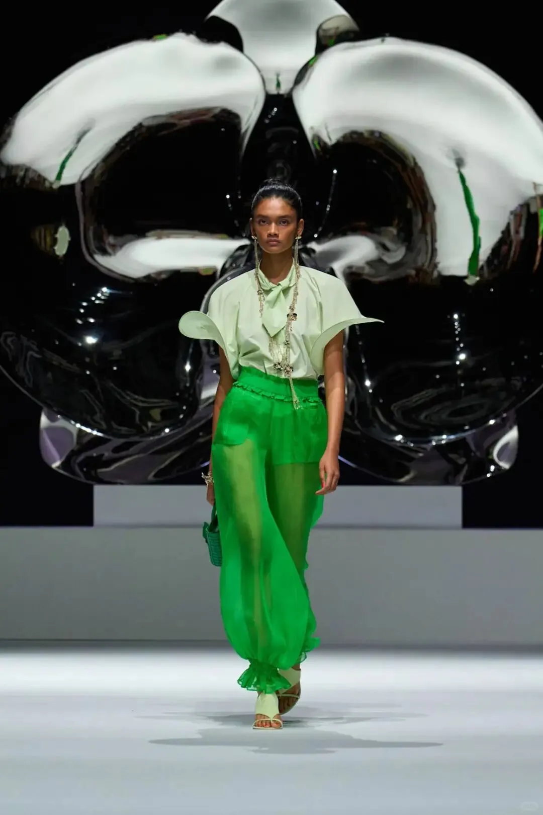 每日介绍一个流行趋势26春夏新色