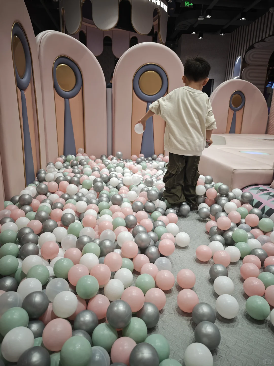 冬日室内溜娃天花板：五棵松一工元放电指南