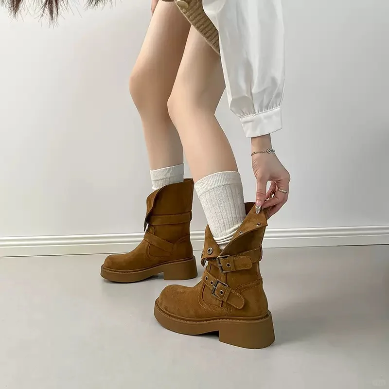 秋冬必备的靴子、工厂今天新款到货