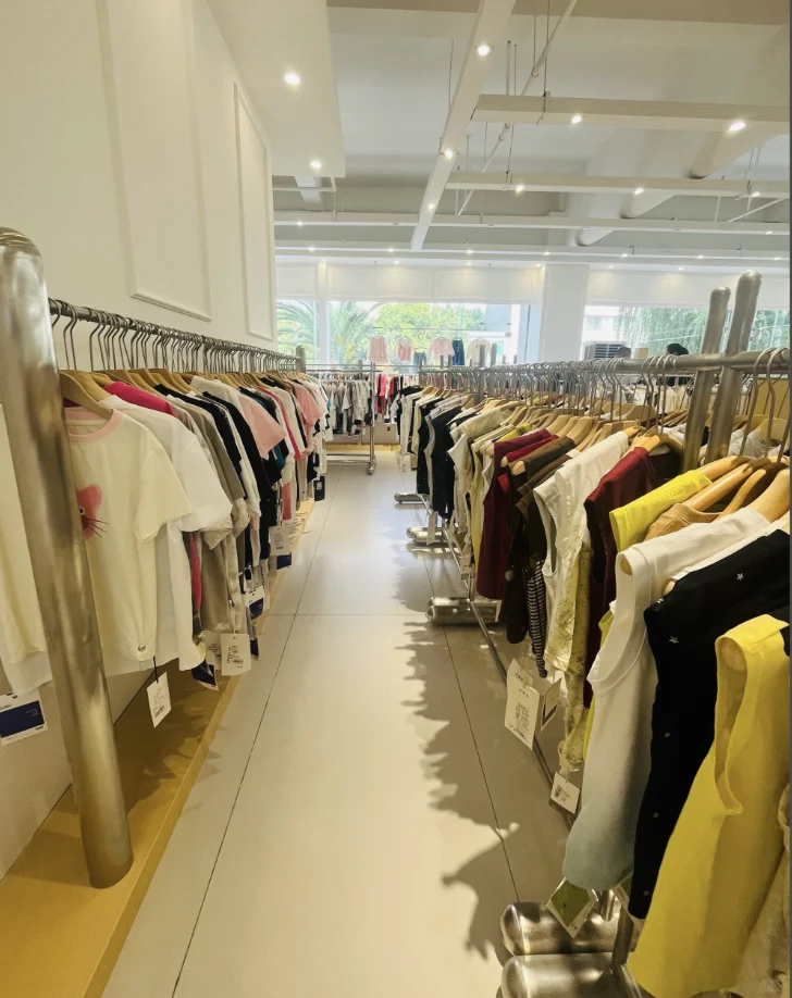 国际商贸城最大批发市场,成都人线下拼多多