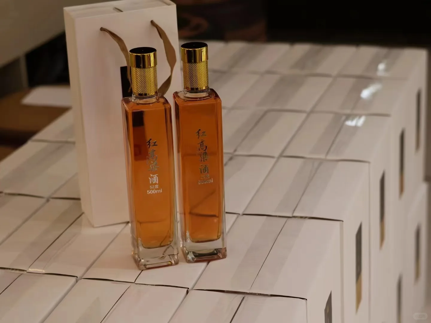 高端的美酒只需简单的传统酿造_红高粱酒