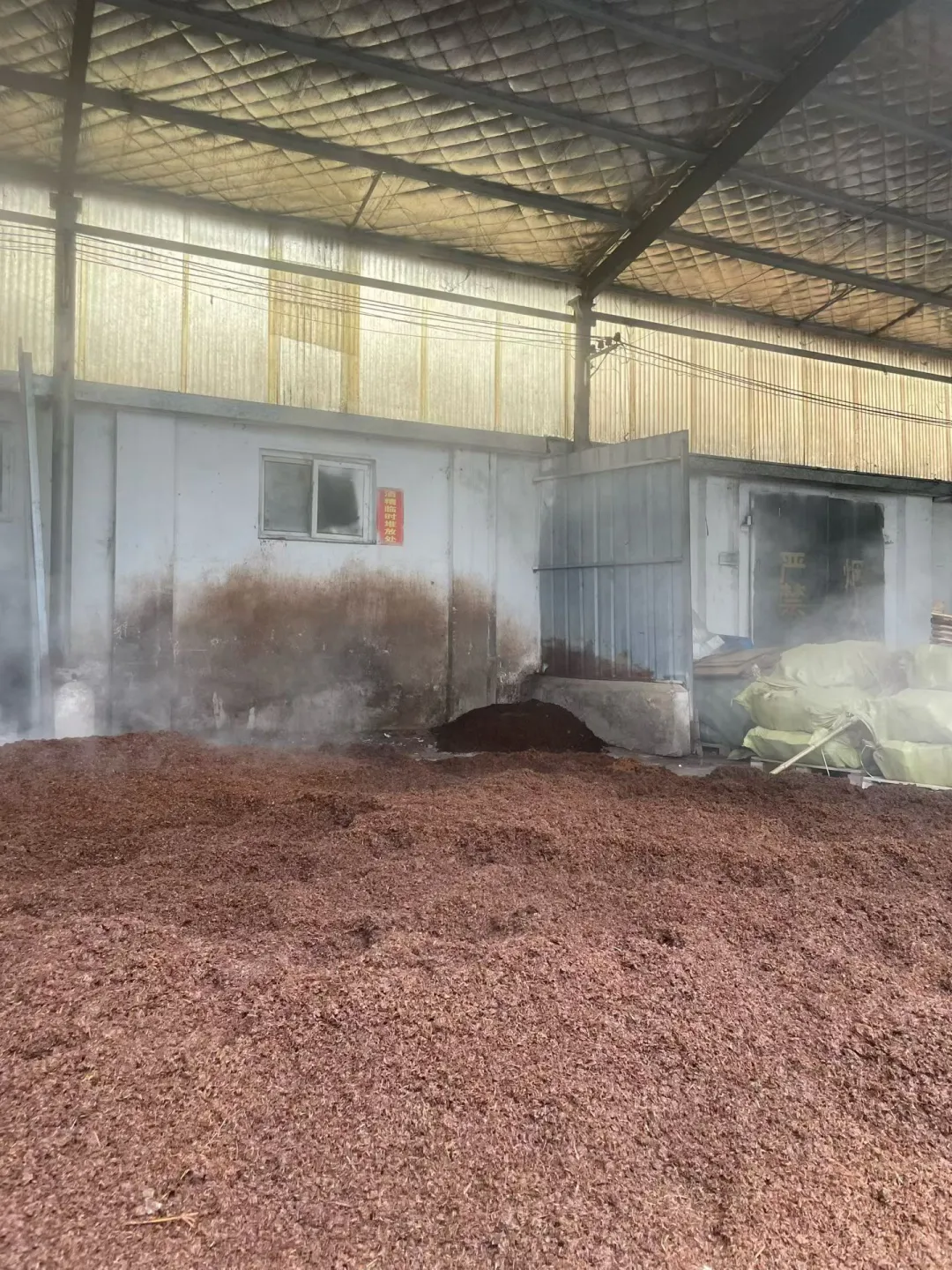 纯粮原浆酒酿造现场，无添加剂