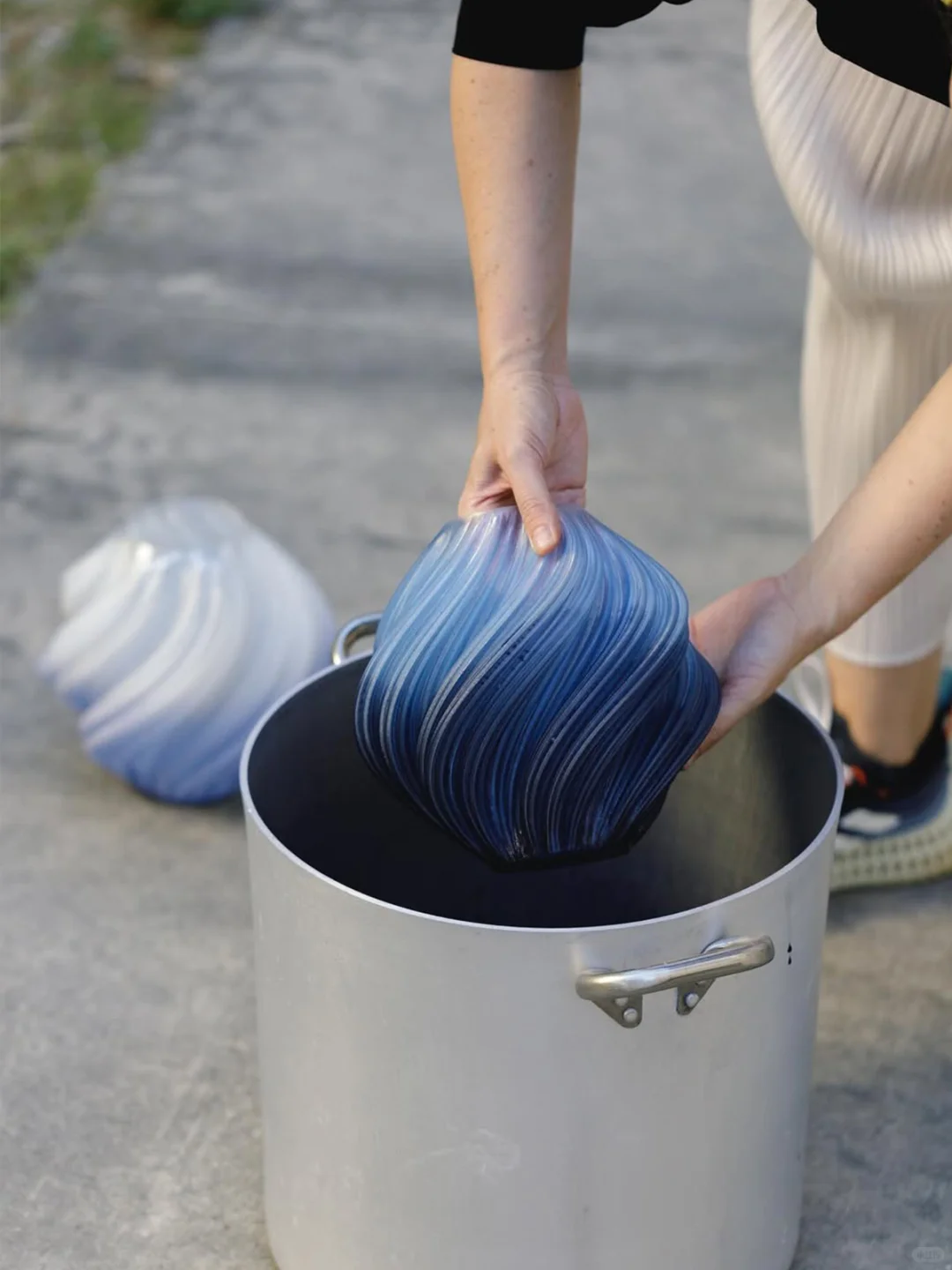 循环艺术之美：再生PETG重塑水的流动诗学