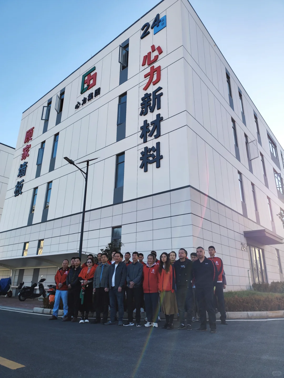 全球最顶尖的全自动铝蜂窝板生产线落地云南