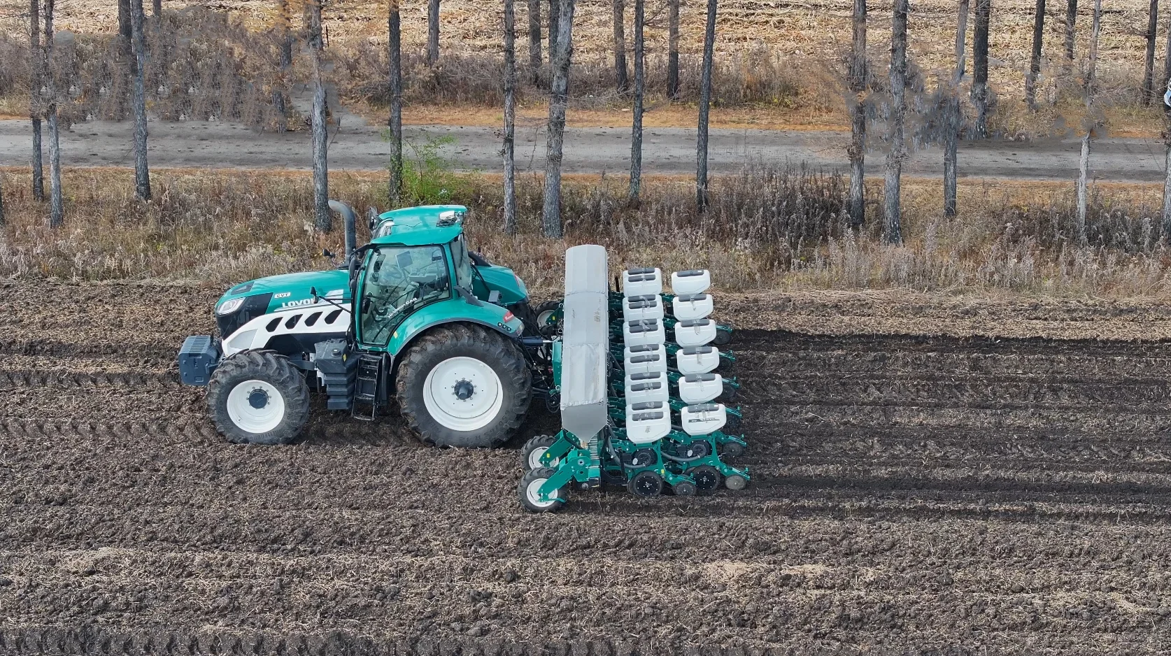 三夏实践中的潍柴雷沃“智慧跃升”