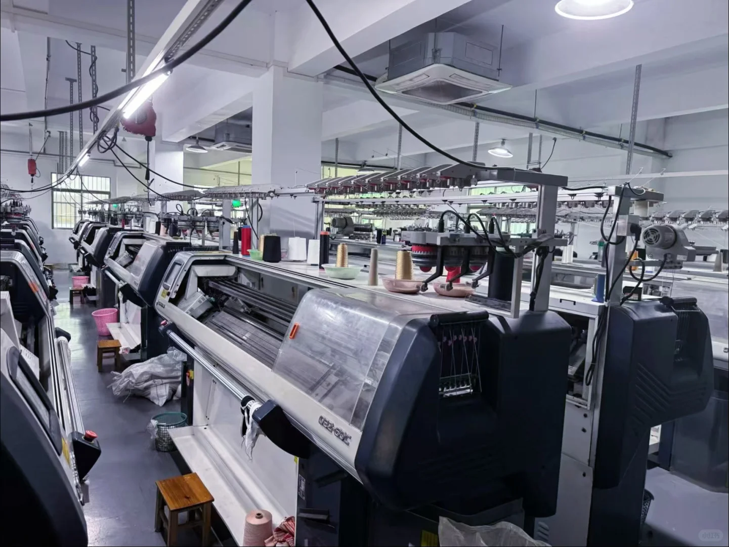 高端毛衫工厂～电脑横机慈星机