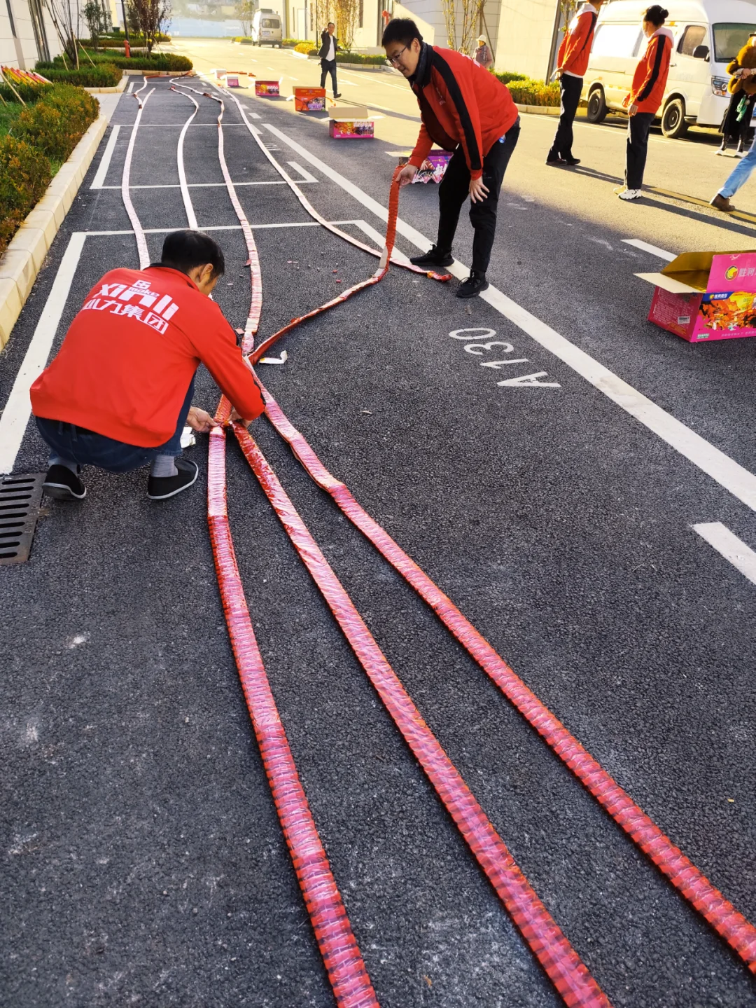 全球最顶尖的全自动铝蜂窝板生产线落地云南