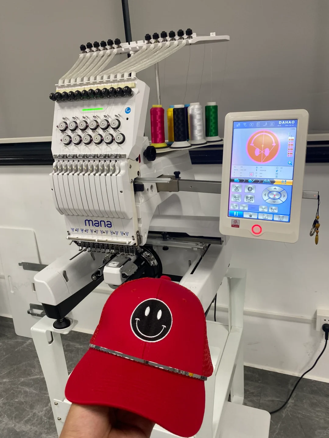 成品帽子刺绣绣花机日常打样