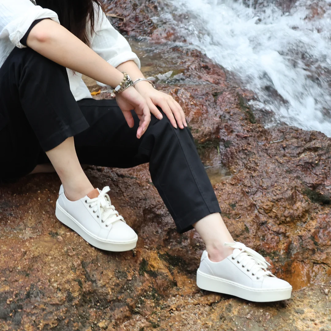 足弓支撑女鞋超轻厚底小白鞋真皮休闲鞋