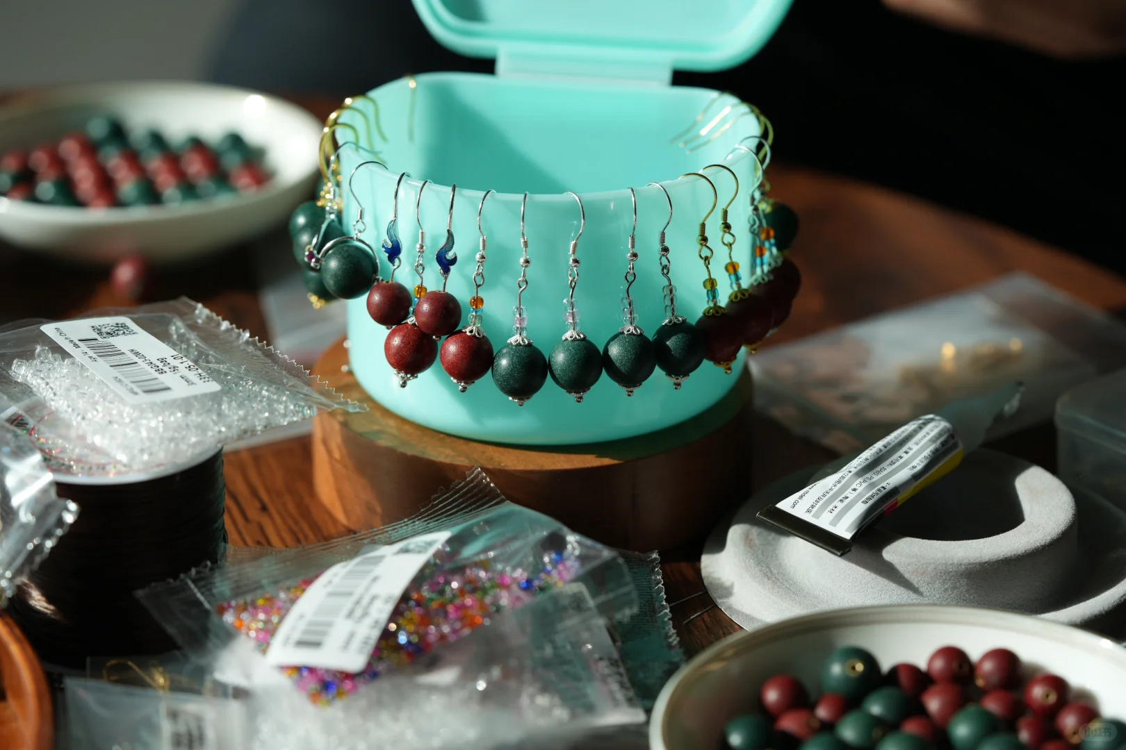 知不知道合香珠为什么镶铜管呢？