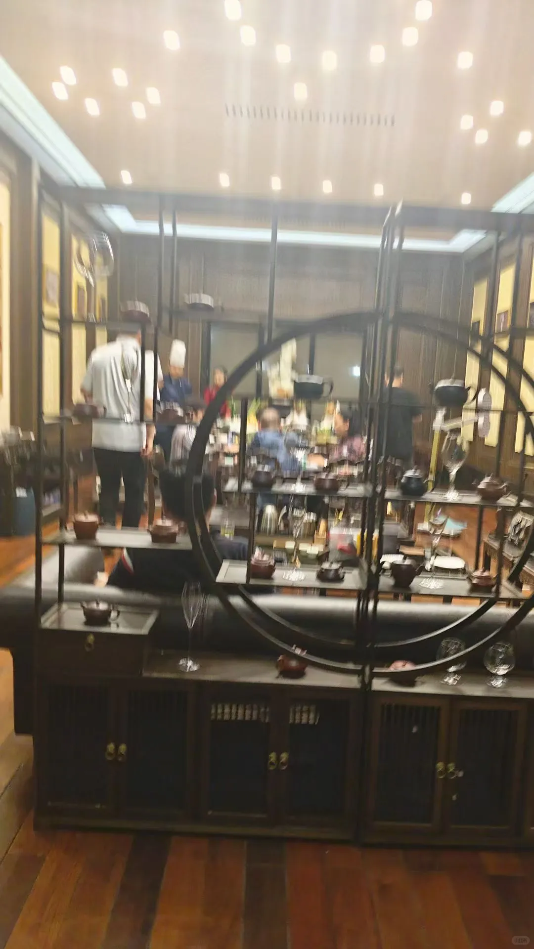 与大佬用餐，深入合作，共赢天下