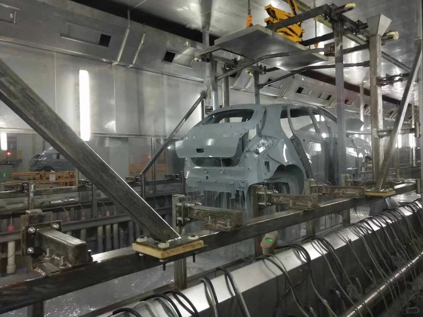 机器人喷涂生产线提升生产效率与质量控制