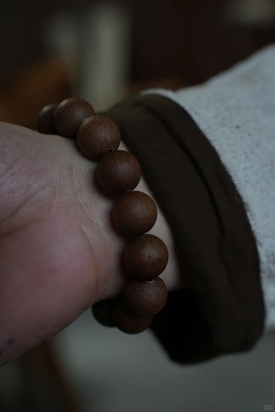 知不知道合香珠为什么镶铜管呢？