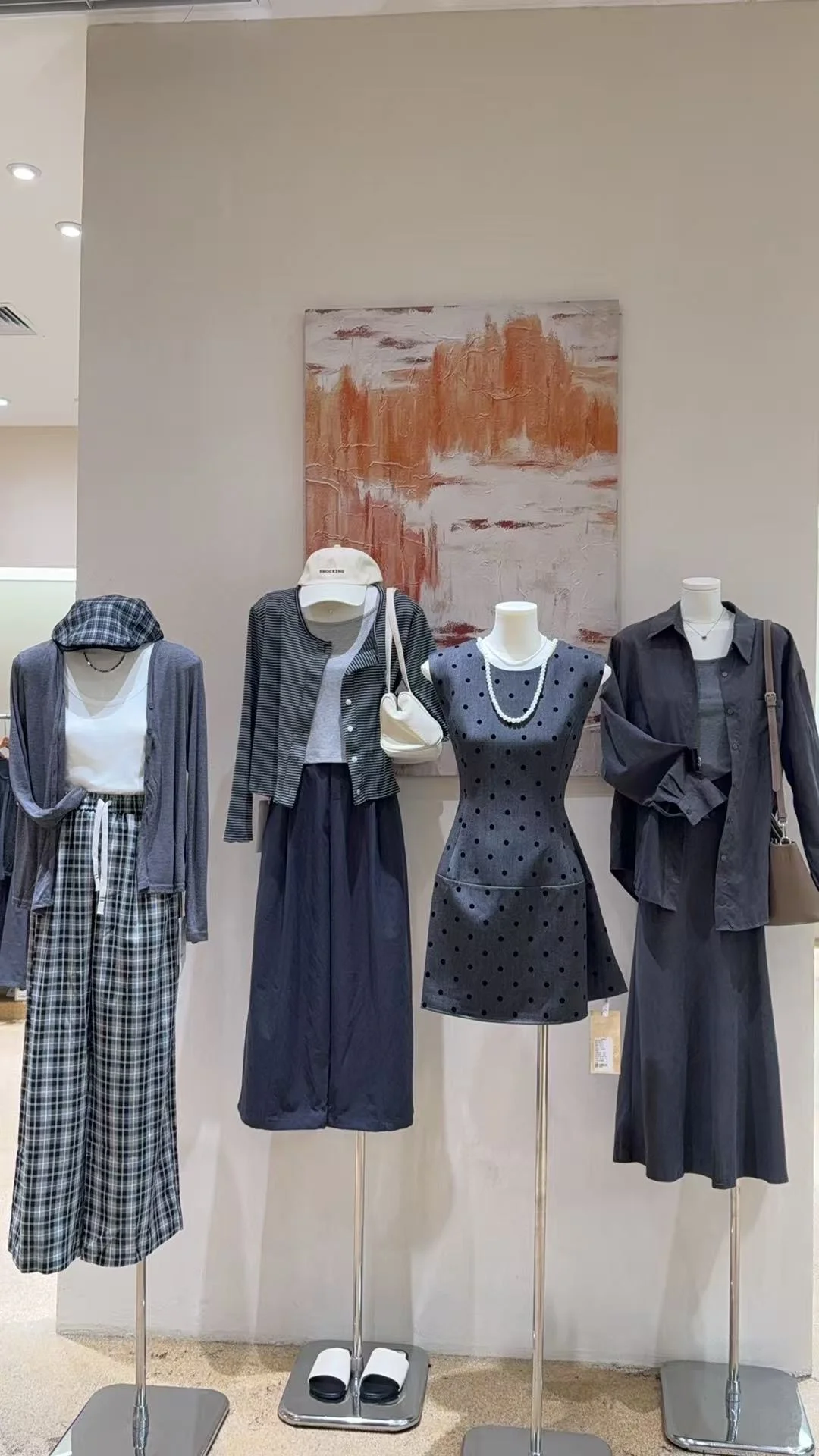 2025秋装流行色系