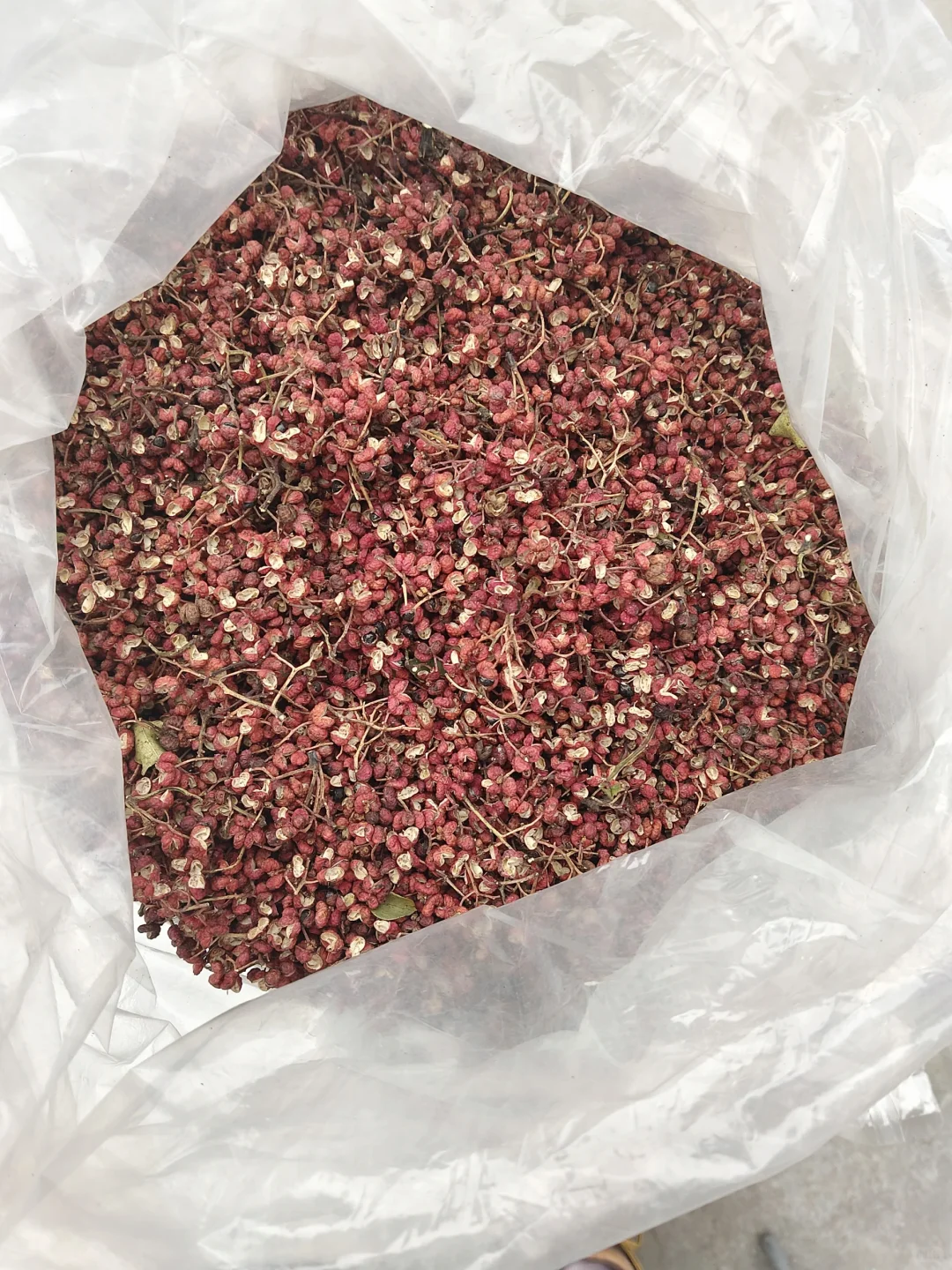 农村赶大集卖花椒～