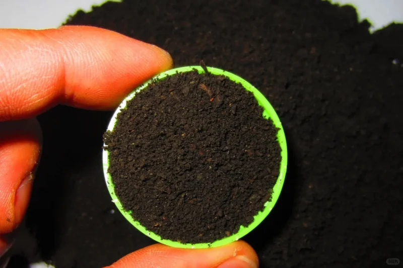 农村工厂,三两个人就能干,一年能挣不少钱