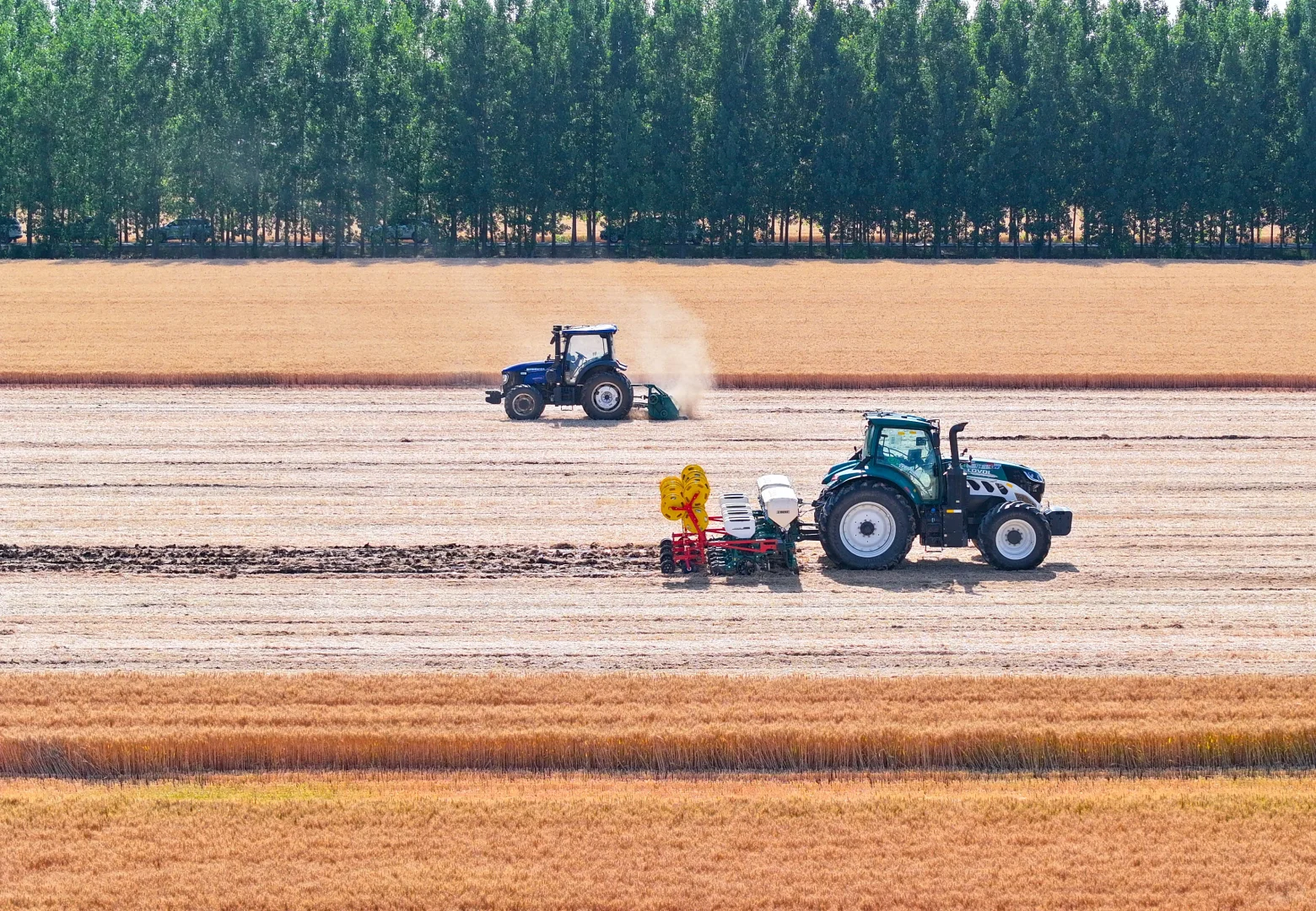 三夏实践中的潍柴雷沃“智慧跃升”