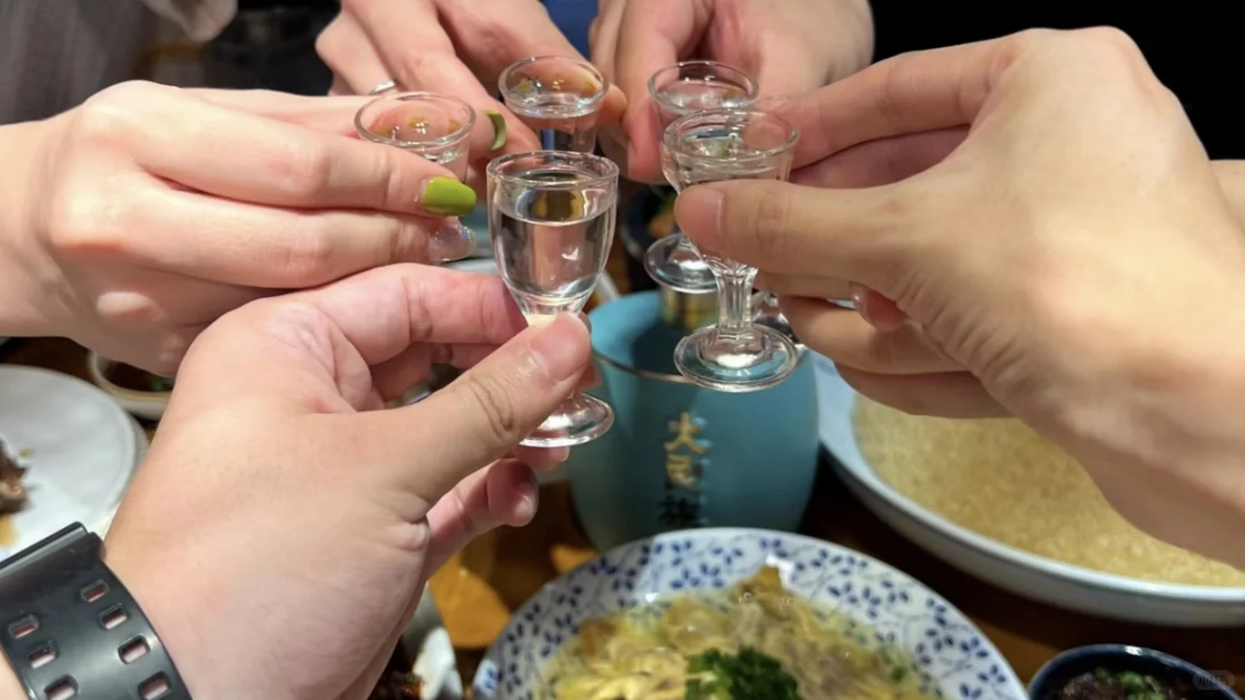 过年和朋友聚会必备百元坤沙酱酒