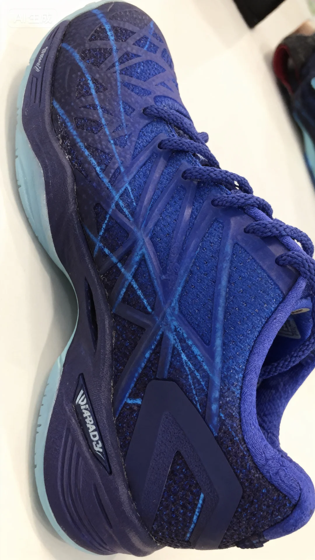 有时候觉得鞋子设计就是在脚楦上画画