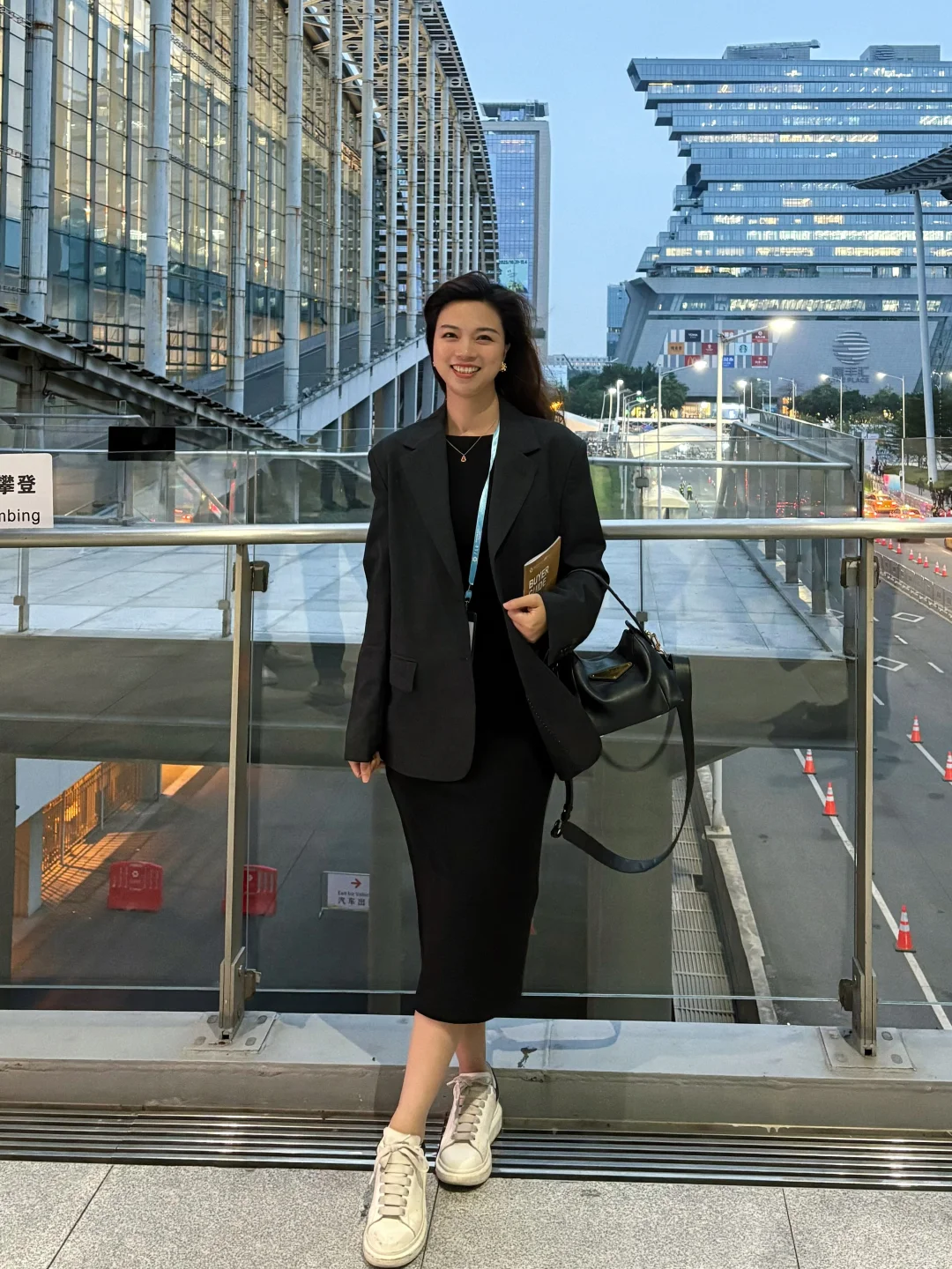 结束两天广交会暴走