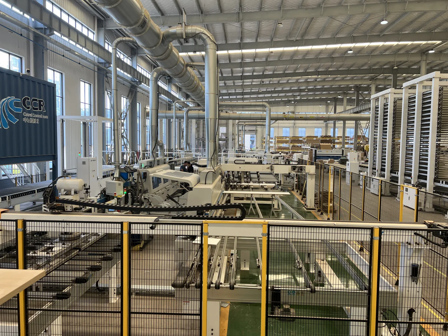 青岛唯一的全自动智能生产线全屋定制工厂