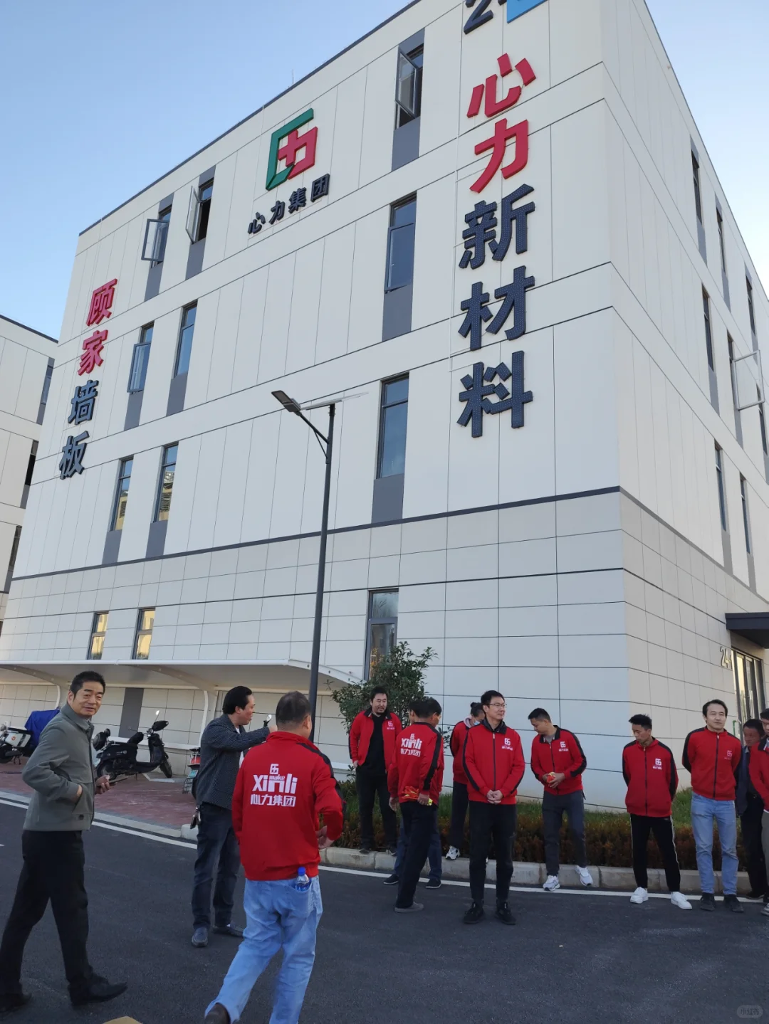 全球最顶尖的全自动铝蜂窝板生产线落地云南