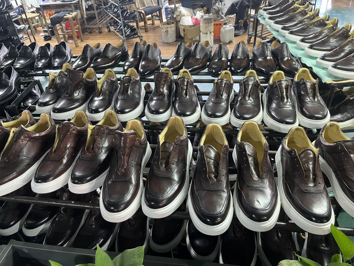 源头皮鞋工厂，OEM、ODM贴牌代加工