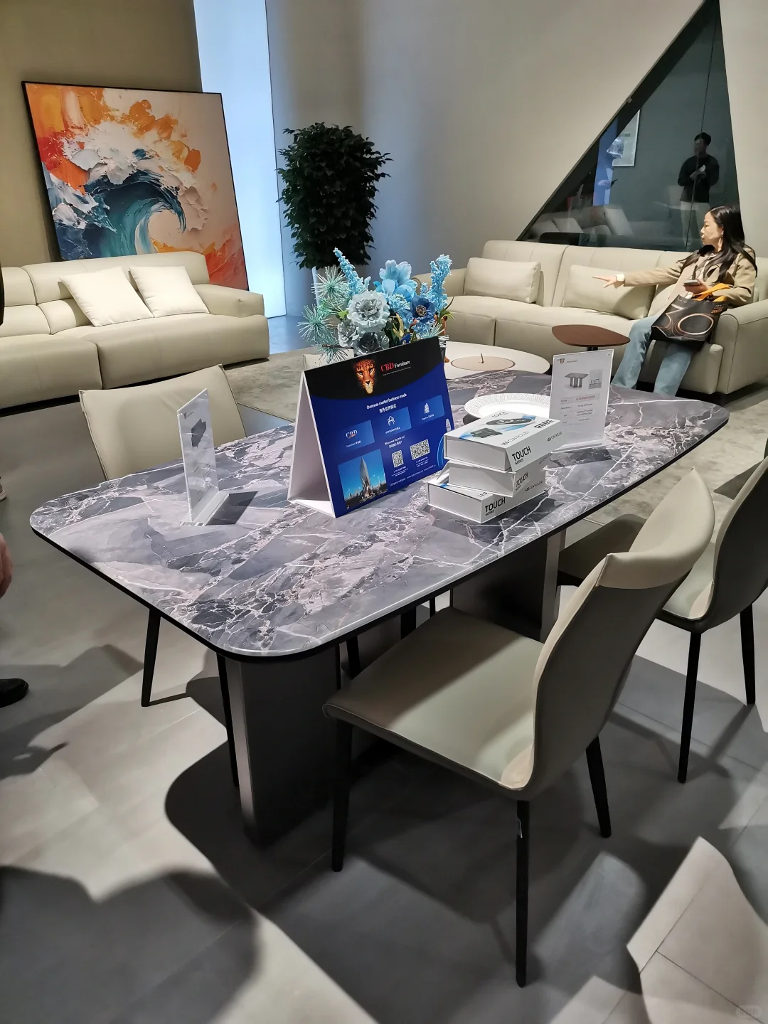 ?绿意×智能!2025设计新风向全解析