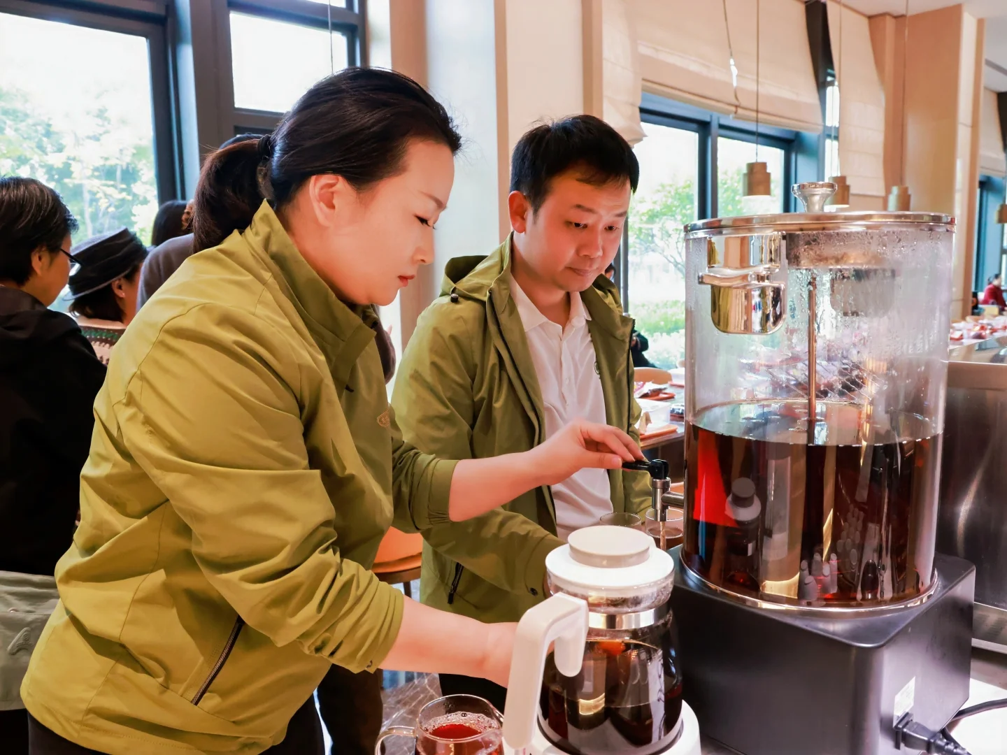 以茶为媒 让洞茶文化与泡菜文化深度对话