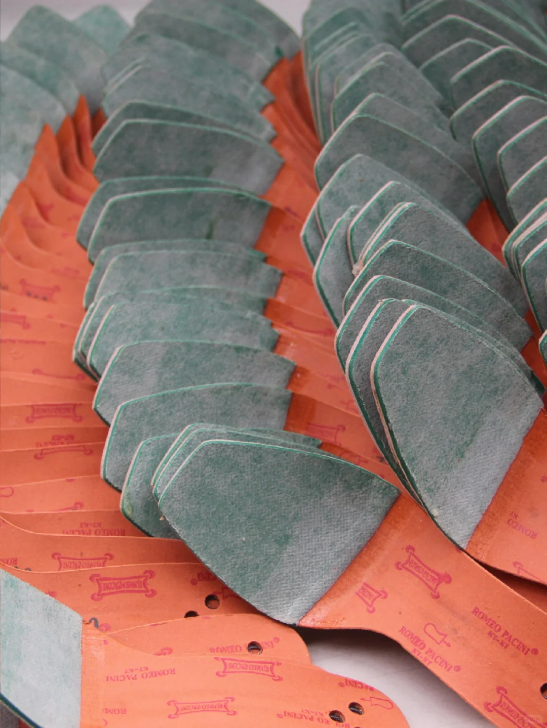 东莞真·源头鞋厂！OEM贴牌小单50双可做！