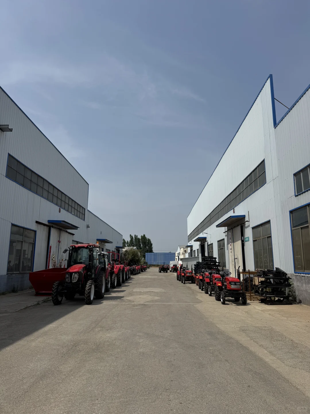 让中国农机走向世界。做拖拉机我们是专业的