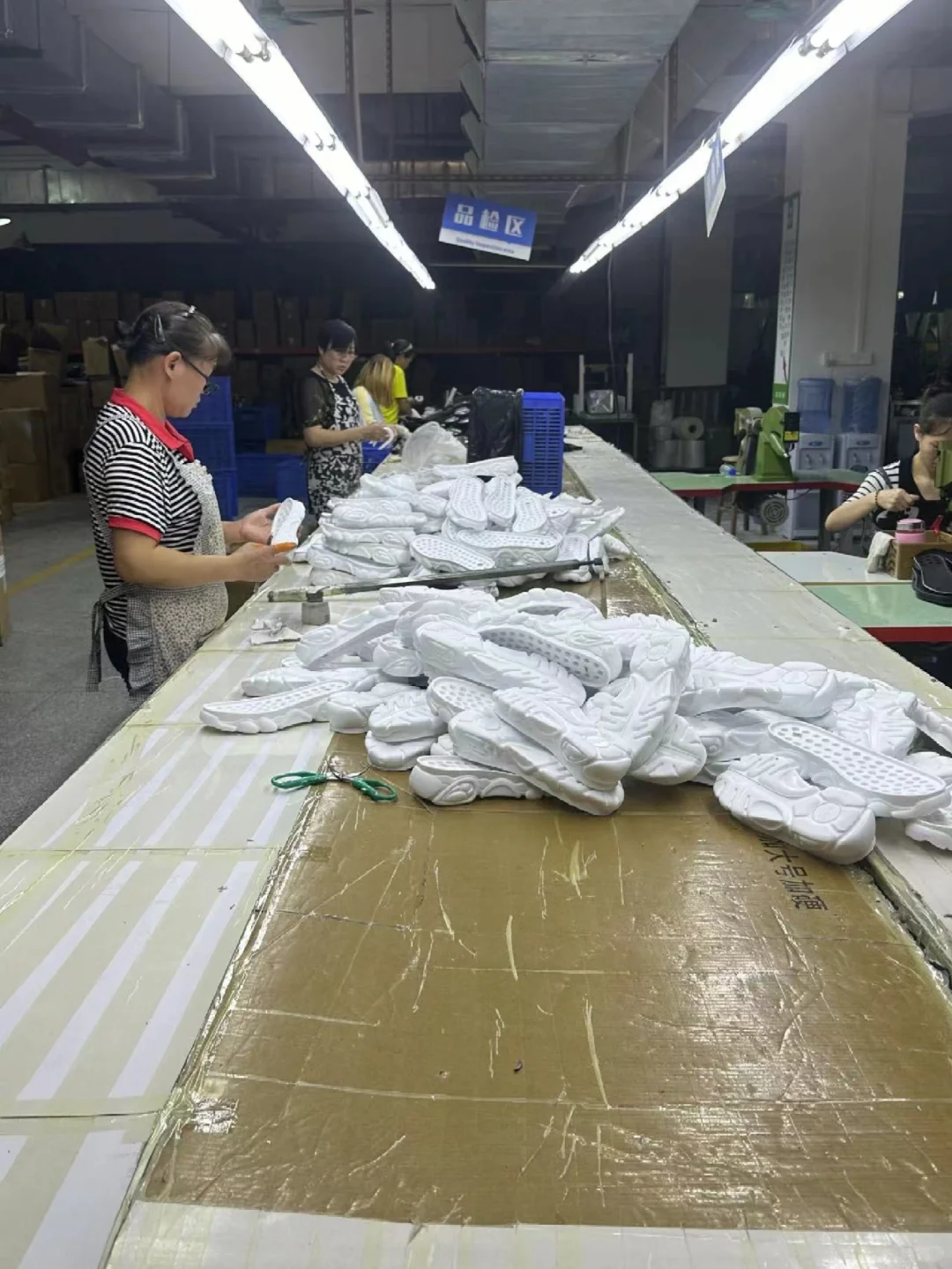 东莞真·源头鞋厂！OEM贴牌小单50双可做！