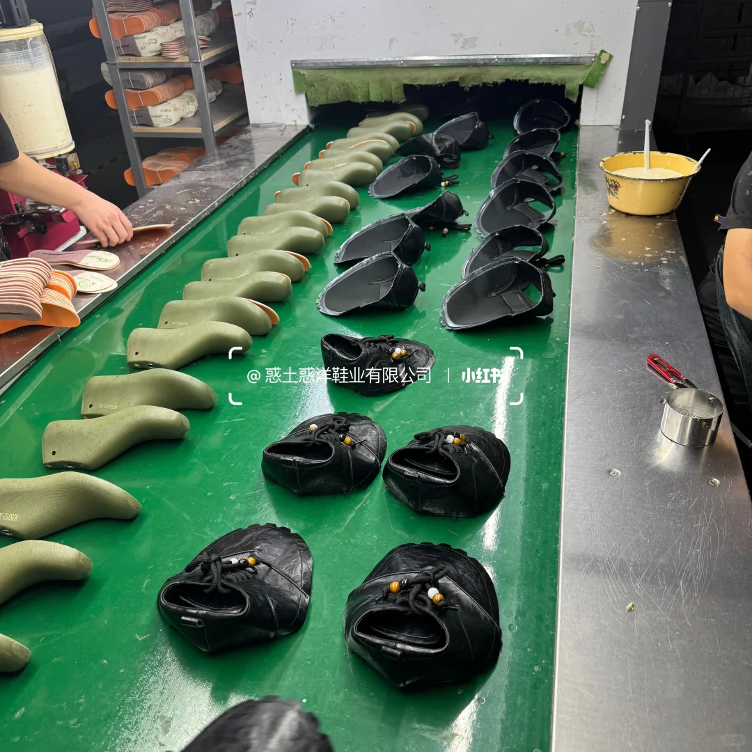 在车间聆听工人的心声