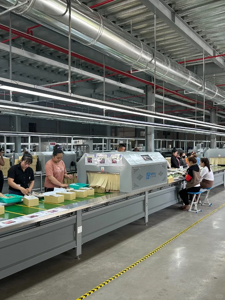 我们有越南也有工厂,有需要的可以聊聊