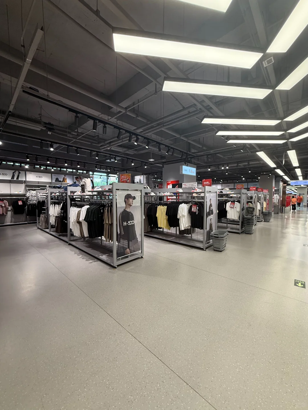 家人们，胜道仓成都开业真的太惊喜了！?